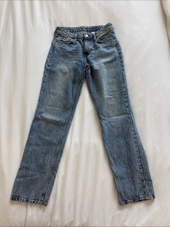 &Denim Denim - Classic Straight-Leg Women's Jeans in Faded Blue
